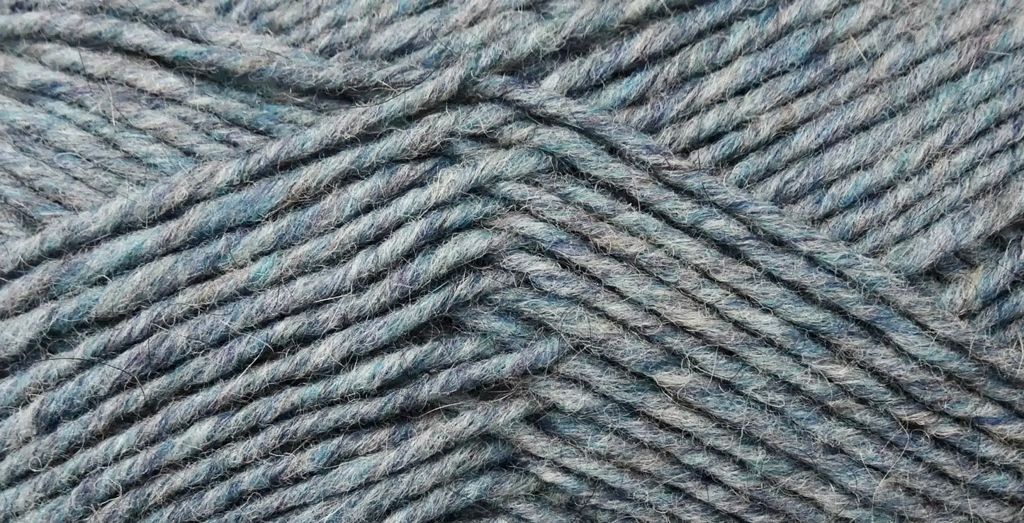 Zealana Heron - Fine NZ Merino and Brushtail Possum - 10ply/worsted 50gm