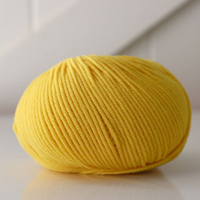 Bellissimo 8 Extra Fine Merino Wool - Duck Yellow 215