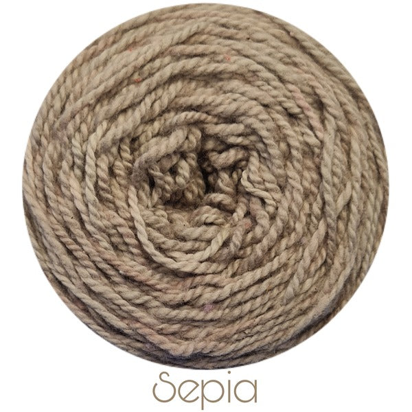 Moya 100% Cotton - (DK/8ply)