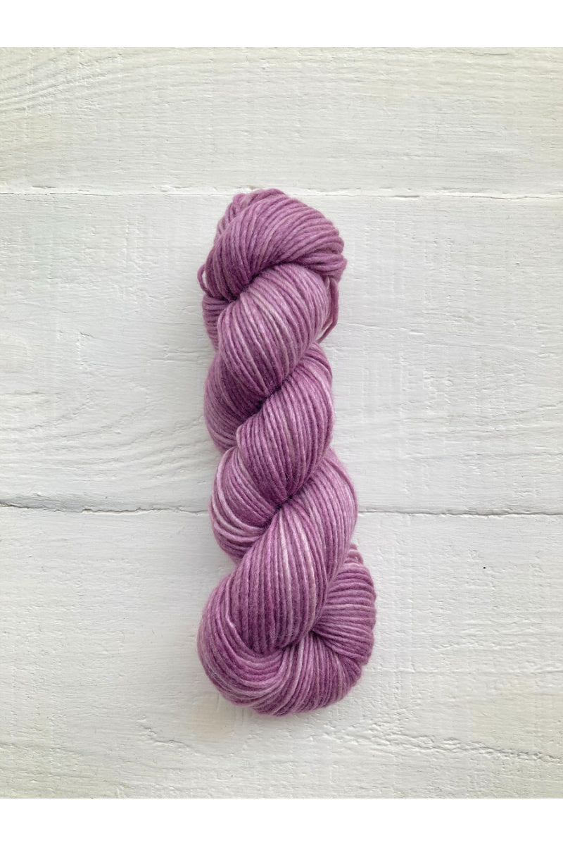 Manos Del Uruguay Silk Blend 50gm - 8ply/ DK
