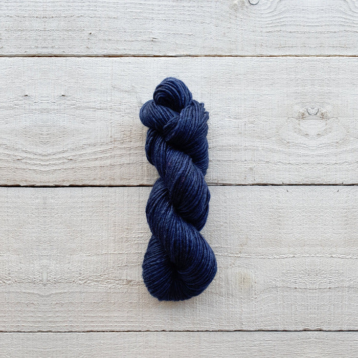 Manos Del Uruguay Silk Blend 50gm - 8ply/ DK