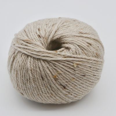 Heirloom Merino Fleck 8ply - Bone 562