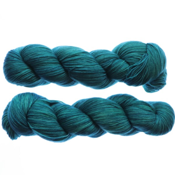 Fiori Hand Dyed Sock Yarn - Tempo Teal 022