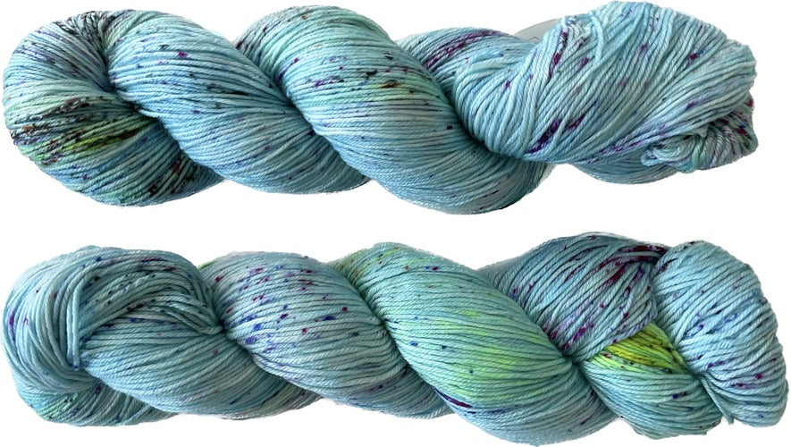Fiori Hand Dyed Sock Yarn - Bubble Gum Cream 074