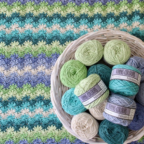 Ric Rac Blanket Waters Edge made with Vinnis Colours Nikkim
